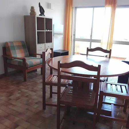 Sunny In Da Rocha Apartment *